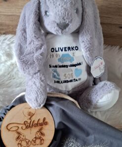Plyšový zajačik šedý (malý) s osobnou výšivkou a darčekom SiMatula