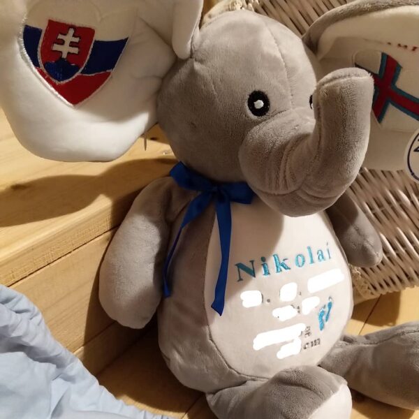 Plyšový sloník s personalizovanou výšivkou a darčekom - Image 2